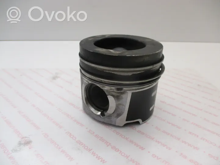 Ford Focus Piston 73L61