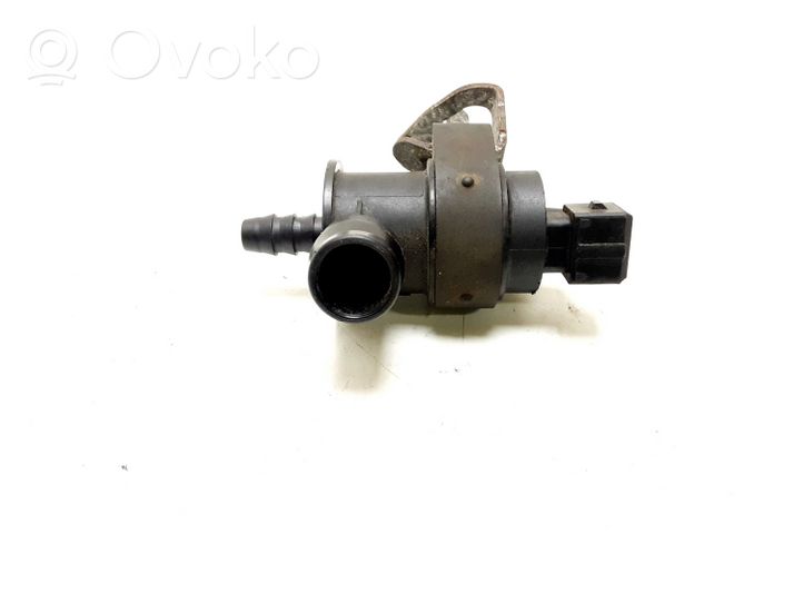 Volvo V70 Vacuum valve 31104896