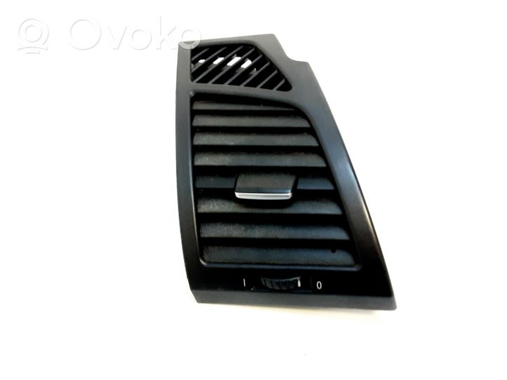 BMW 1 E81 E87 Moldura protectora de la rejilla de ventilación lateral del panel 7059188