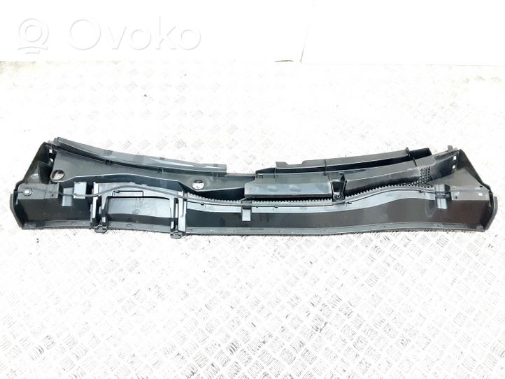 Toyota RAV 4 (XA40) Rivestimento del tergicristallo 5575142030