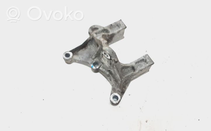 Dodge Grand Caravan Engine mounting bracket 04721334AA