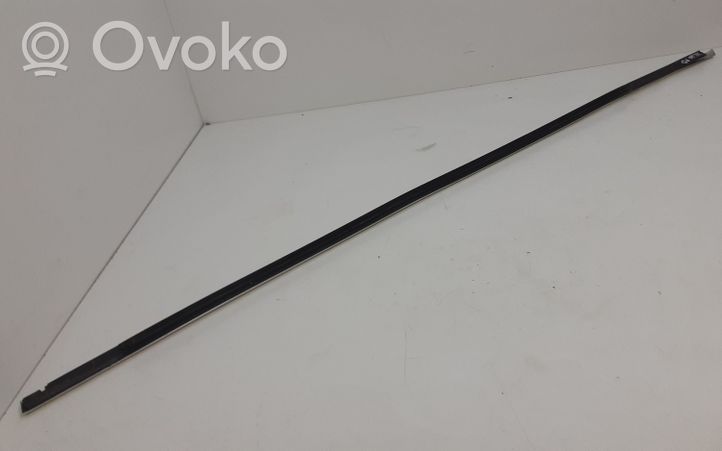 Volvo XC60 Front door glass trim molding 31297680