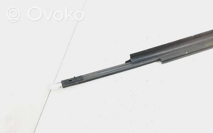 Volvo XC90 Moulure de vitre de la porte avant 8626714