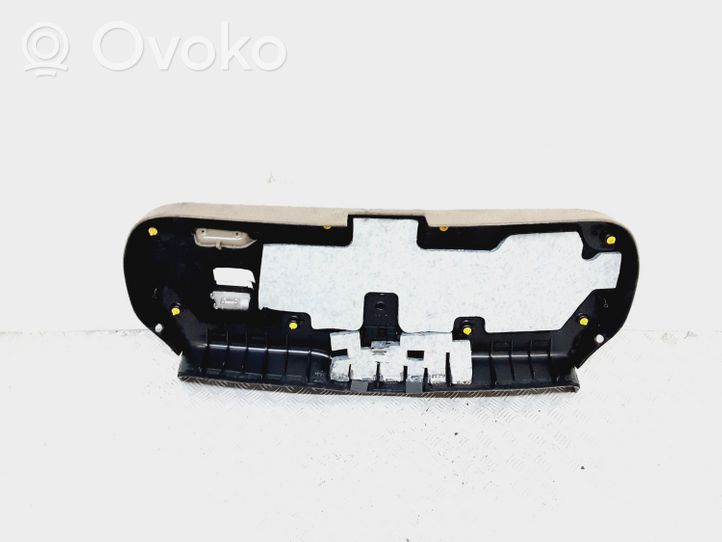 Volvo XC60 Poszycie klapy tylnej bagażnika i inne elementy 