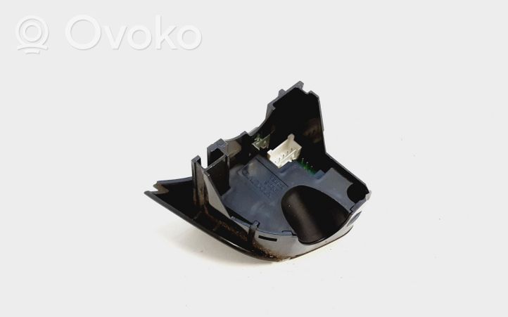 Volvo XC90 Przełącznik / Przycisk kierownicy 30710707