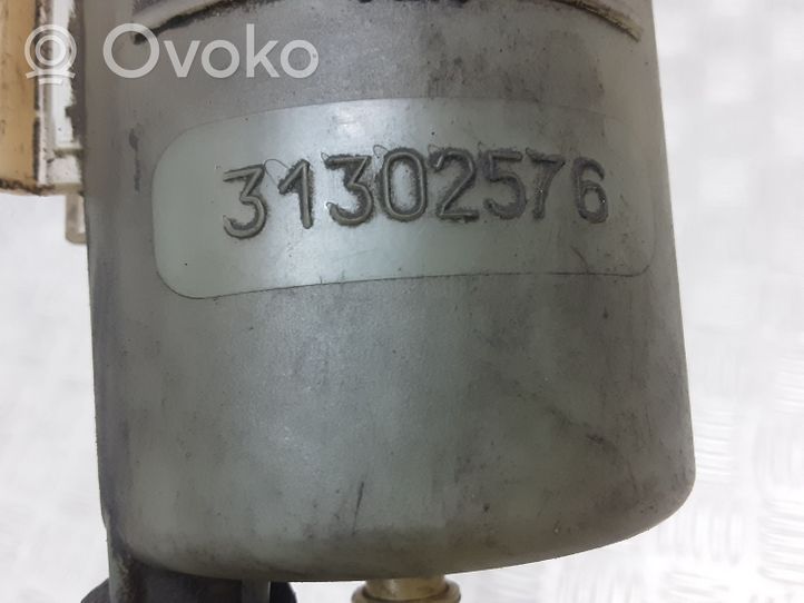 Volvo XC60 Zbiornik płynu wspomagania układu kierowniczego 31302576