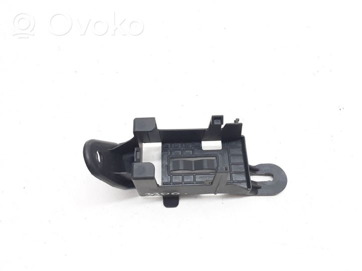 Mercedes-Benz GLE AMG (W166 - C292) Staffa di montaggio della batteria A1665454547