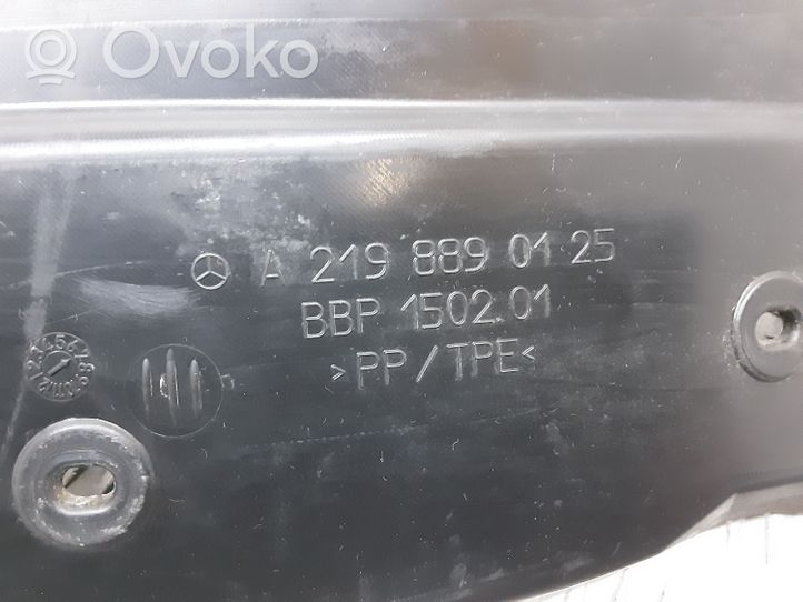 Mercedes-Benz CLS C219 Panel wykończeniowy błotnika A2198890125