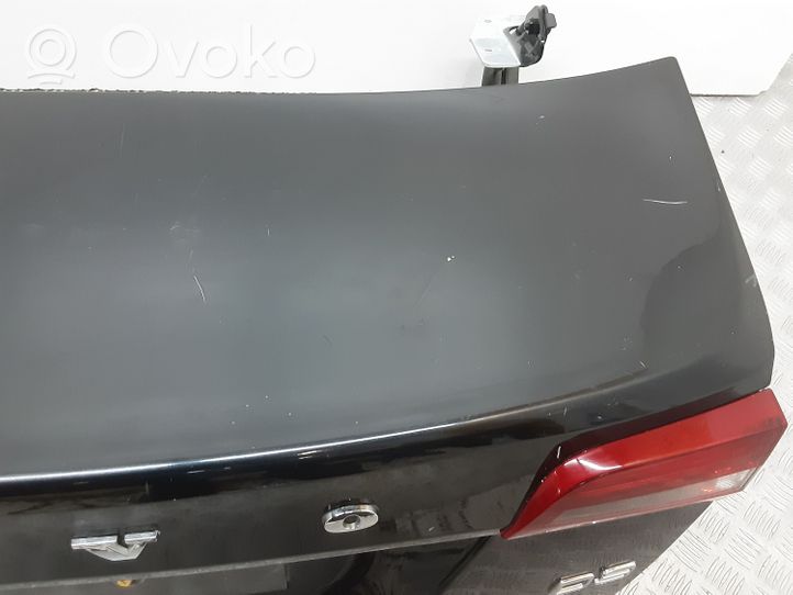 Volvo S60 Takaluukun/tavaratilan kansi 