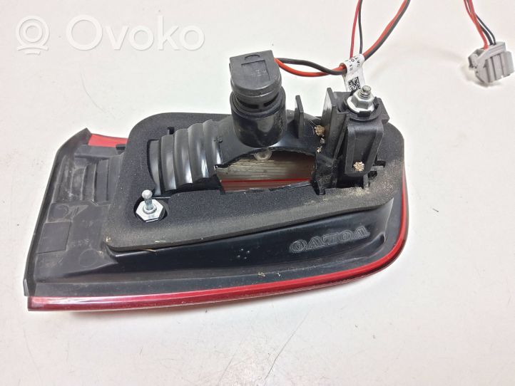 Volvo S60 Takaluukun takavalot 30796271