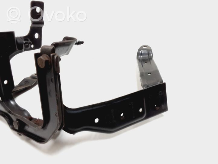 Volvo V50 Power steering pump mounting bracket 3M513K738AB