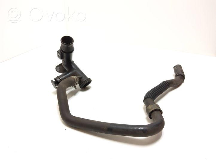 Volvo V60 Tuyau de liquide de refroidissement moteur BG918274DA