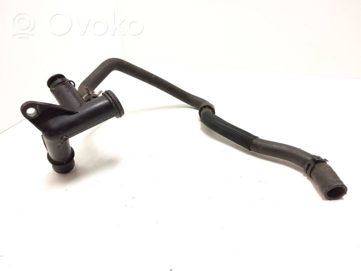 Volvo V60 Tuyau de liquide de refroidissement moteur BG918274DA