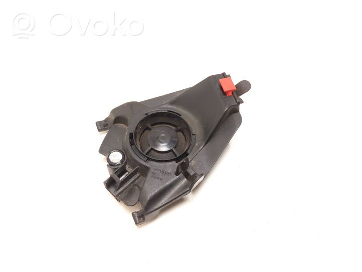 Volvo V70 Garsiakalbis (-iai) priekinėse duryse 8633992