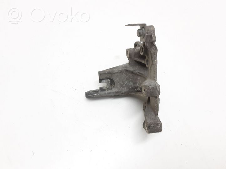 Volvo V70 Supporto di montaggio della pompa del servosterzo 9656392880