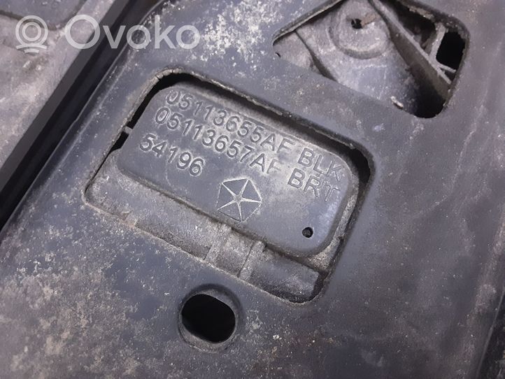 Dodge Grand Caravan Gareniskie jumta reliņi – "ragi" 05113655AF