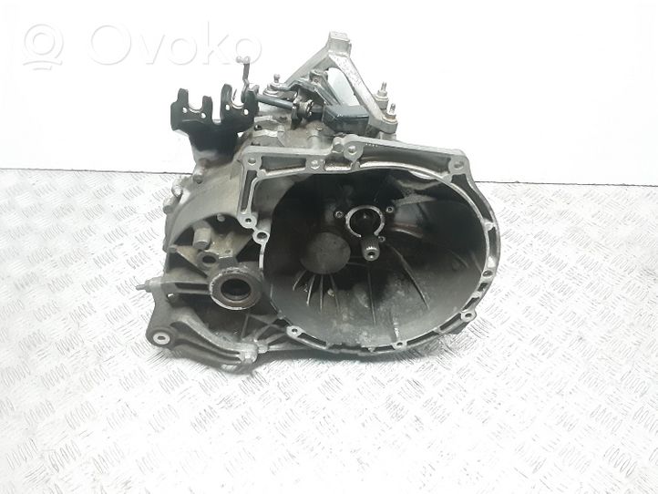 Volvo V50 Mechaninė 5 pavarų dėžė 6N5R7002ZB