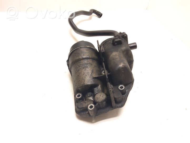 Volvo V70 Support de filtre à huile 08642839