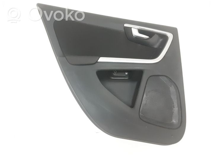 Volvo V60 Boczki / Poszycie drzwi tylnych 8635872