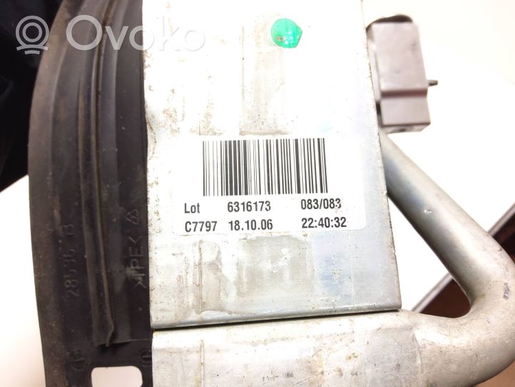 Volvo XC90 Air conditioning (A/C) radiator (interior) E2411003