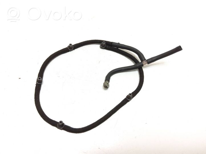 Volvo V70 Linea/tubo flessibile di ritorno del carburante 30750916