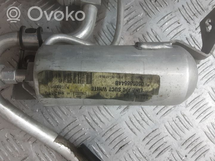 Dodge Grand Caravan Ilmastointilaitteen putki (A/C) 05058864AB