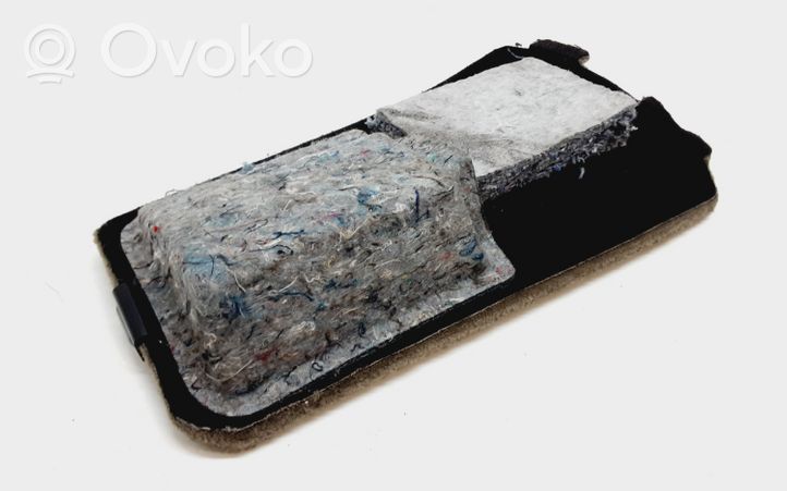 Volvo XC90 Poszycia / Boczki bagażnika 