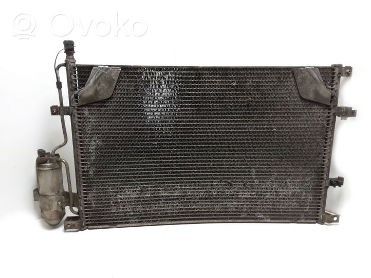 Volvo V70 Jäähdyttimen lauhdutin (A/C) 30676414