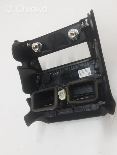 BMW 7 F01 F02 F03 F04 Autres éléments de console centrale 9171269