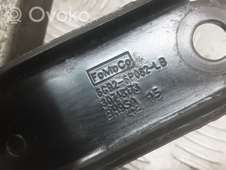 Volvo S60 Wspornik / Mocowanie łożyska podpory wału napędowego 31375838