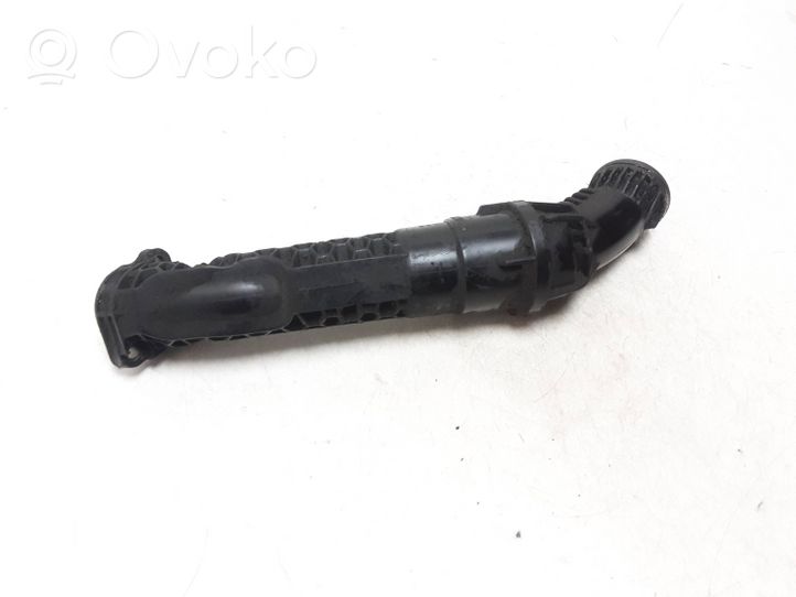 Volvo V60 Tubo flessibile del liquido di raffreddamento del motore 3144187