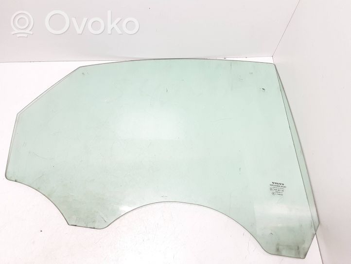 Volvo S40 Rear door window glass 