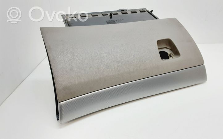 Volvo XC90 Schowek deski rozdzielczej / Komplet 39873834