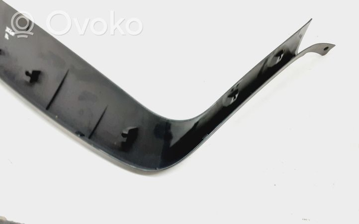 Volvo XC60 Takaluukun koristelista 30740437