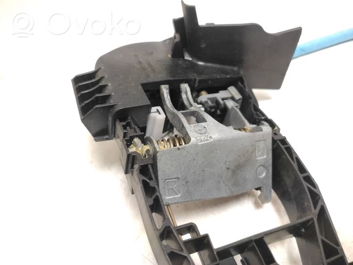 BMW X5 F15 Front door lock 7362784