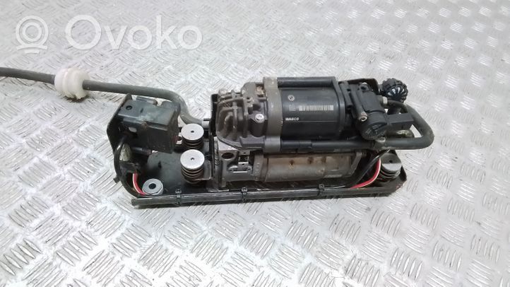 BMW 7 F01 F02 F03 F04 Ilmajousituksen kompressoripumppu 6794465