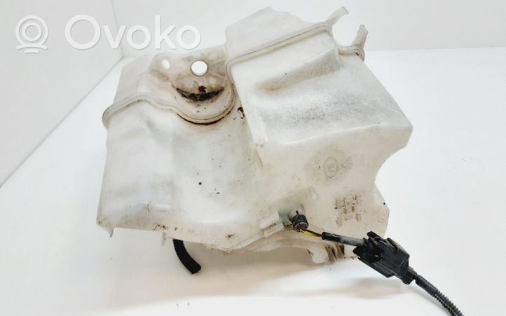 Volvo V70 Windshield washer fluid reservoir/tank 30655661