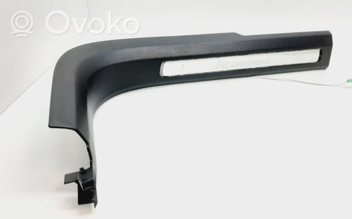 Volvo XC90 Listwa progowa przednia 31363642
