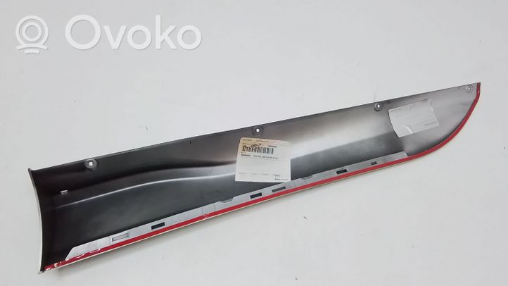 Volvo V40 Takaoven lista (muoto) 31330283