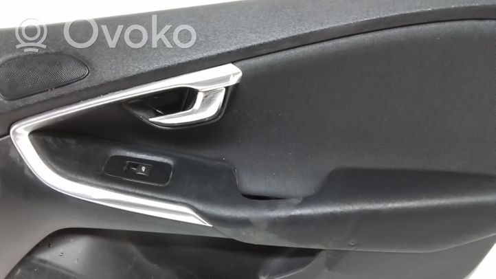 Volvo V40 Rivestimento del pannello della portiera anteriore 39815394