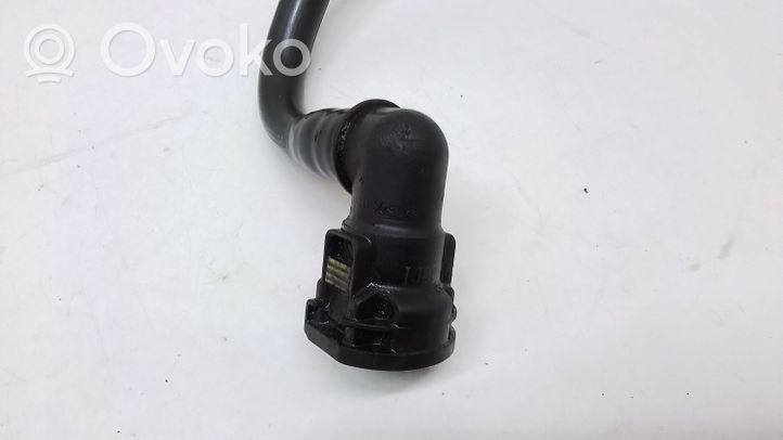 Volvo V70 Tuyau de refroidissement d'huile de boîte de vitesses 6G917890CC