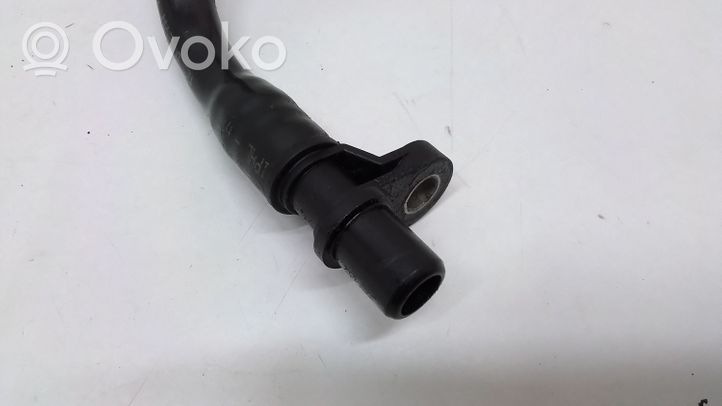 Volvo V70 Tubo flessibile del radiatore dell’olio del cambio 6G917890DC