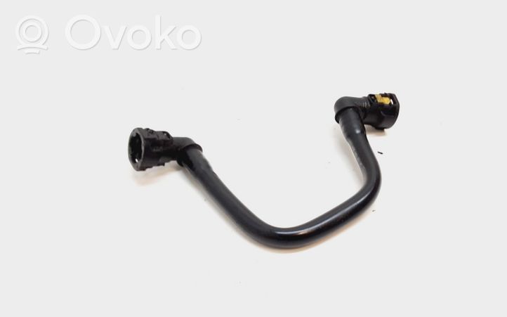 Volvo V70 Tubo flessibile del radiatore dell’olio del cambio 8G917890BC