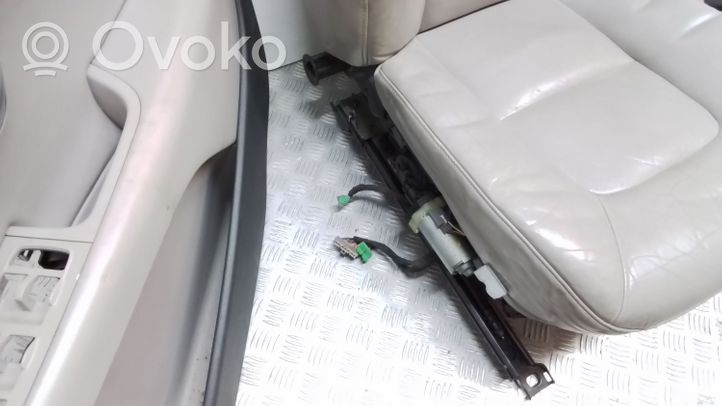 Volvo S80 Salona daļu komplekts 