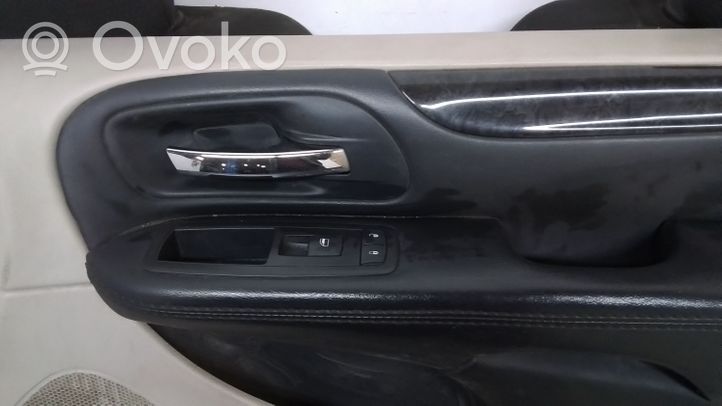 Dodge Grand Caravan Set interni 