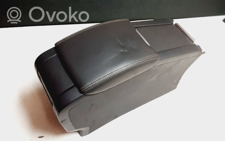 Volvo V60 Bracciolo 30755596