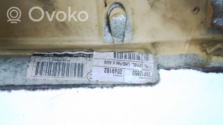 Volvo V70 Wykładzina podłogowa przednia 39810850