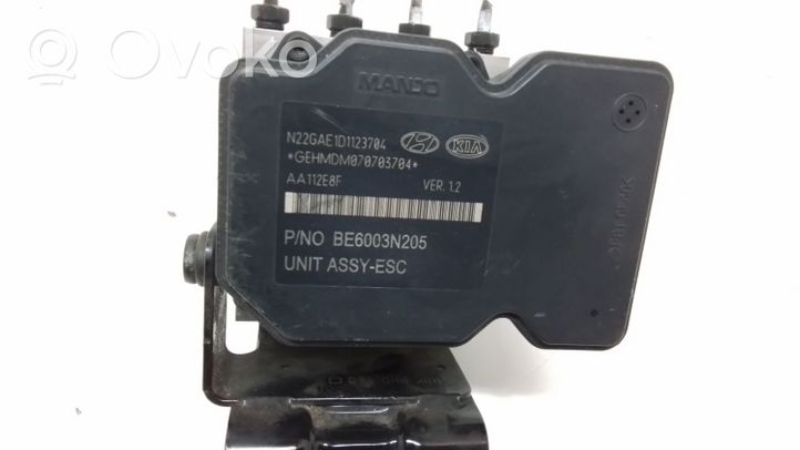 KIA Carens III Pompe ABS 58910A4981