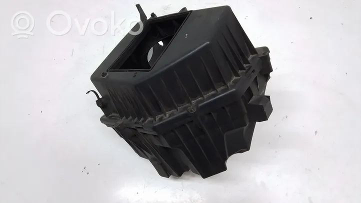 Volvo XC90 Air filter box 30741467