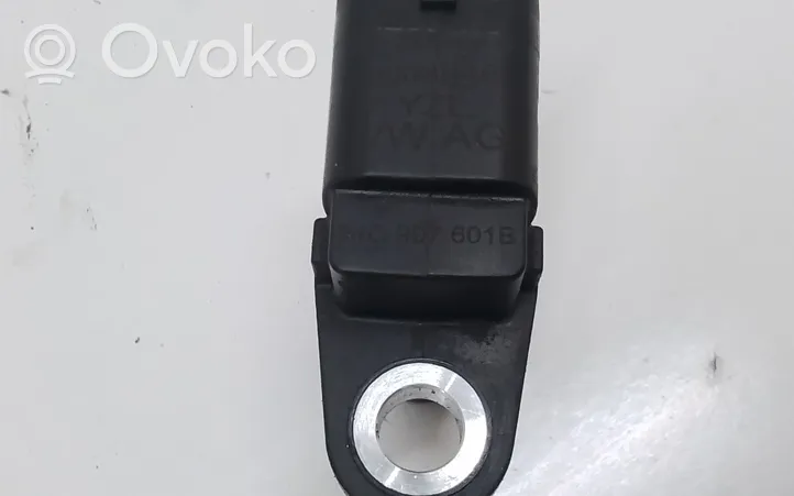 Volkswagen Golf VII Camshaft position sensor 04C907601B